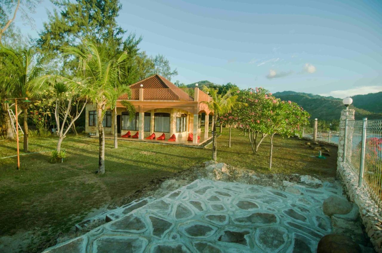 Gili View By Maza Villa Teluknarat Buitenkant foto